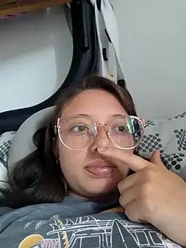 Snapshot of linda-schmidt chatting on January 4, 2025, 7:55 pm linda-schmidt online show from January 4, 2025, 7:55 pm