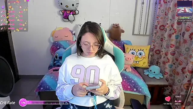 Snapshot of linda-schmidt chatting on February 2, 2025, 1:34 am linda-schmidt online show from February 2, 2025, 1:34 am