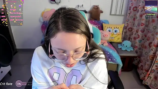 Snapshot of linda-schmidt chatting on February 2, 2025, 4:37 am linda-schmidt online show from February 2, 2025, 4:37 am