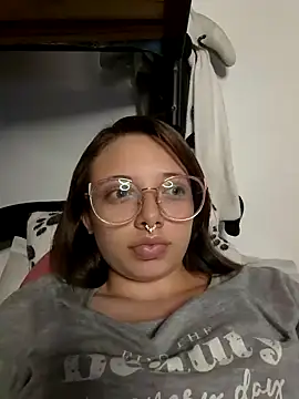 Snapshot of linda-schmidt chatting on February 11, 2025, 11:33 pm linda-schmidt online show from February 11, 2025, 11:33 pm