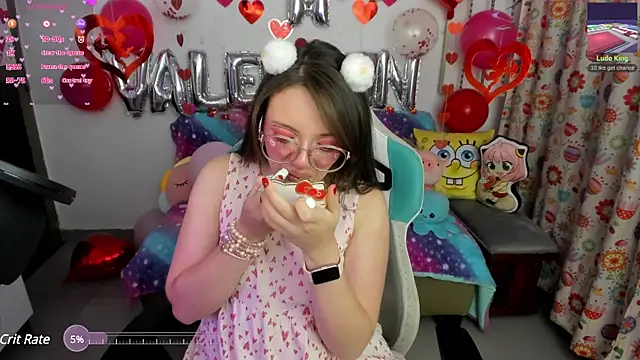 Snapshot of linda-schmidt chatting on February 15, 2025, 3:52 am linda-schmidt online show from February 15, 2025, 3:52 am