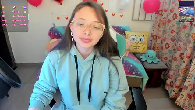 Snapshot of linda-schmidt chatting on March 5, 2025, 3:18 am linda-schmidt online show from March 5, 2025, 3:18 am