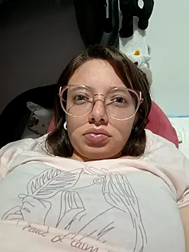 Snapshot of linda-schmidt chatting on March 18, 2025, 3:31 am linda-schmidt online show from March 18, 2025, 3:31 am