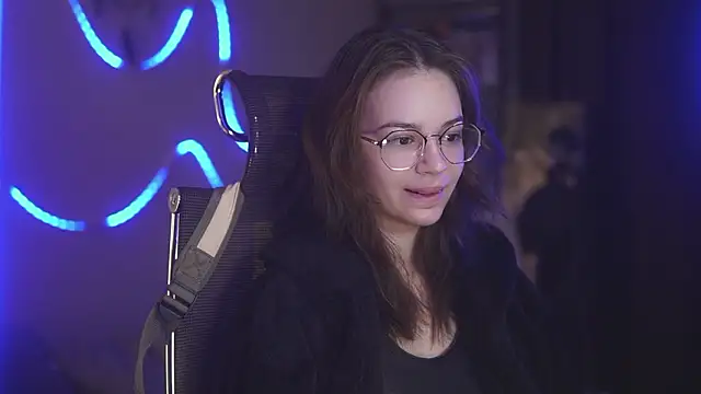 alyssa sweet online show from March 27, 2026, 5:02 am