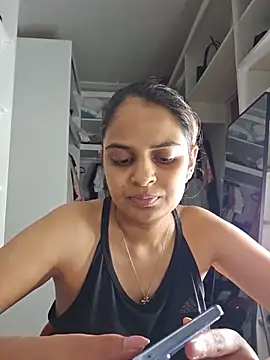 DirtySnowball69 online show from May 16, 2026, 9:13 pm