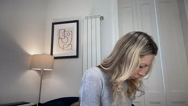 Cutensadistic online show from March 7, 2025, 8:23 am