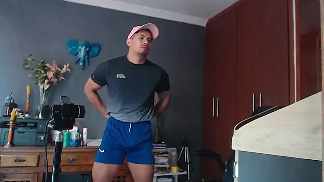 Snapshot of geirge_teacherxx chatting on December 7, 2024, 2:46 pm geirge teacherxx online show from December 7, 2024, 2:46 pm