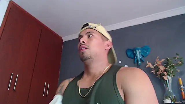 Snapshot of geirge_teacherxx chatting on December 13, 2024, 8:15 pm geirge teacherxx online show from December 13, 2024, 8:15 pm