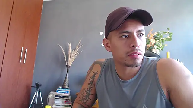 Snapshot of geirge_teacherxx chatting on January 12, 2025, 3:57 pm geirge teacherxx online show from January 12, 2025, 3:57 pm