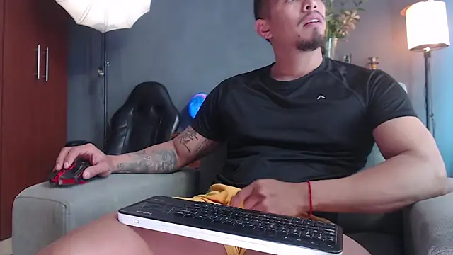 Snapshot of geirge_teacherxx chatting on October 17, 2025, 7:49 pm geirge teacherxx online show from October 17, 2025, 7:49 pm