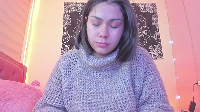 Snapshot of Karol_karoline chatting on February 25, 2025, 9:13 pm Karol karoline online show from February 25, 2025, 9:13 pm
