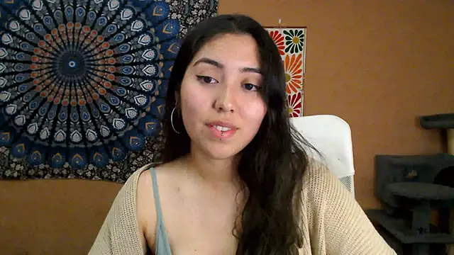 IntimateTales online show from November 12, 2025, 6:41 pm