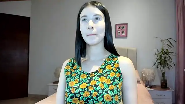 macarena vallejo online show from November 25, 2025, 3:28 am