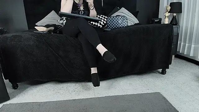 Snapshot of _Jade_16 chatting on October 30, 2025, 11:55 am Jade 16 online show from October 30, 2025, 11:55 am