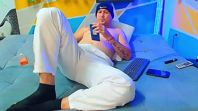 xavier 1988 online show from October 18, 2025, 5:25 pm