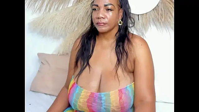 Snapshot of ShakeBigAss chatting on September 19, 2025, 1:34 pm ShakeBigAss online show from September 19, 2025, 1:34 pm