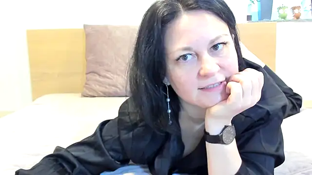 BritttanyBrix online show from March 15, 2026, 11:27 am