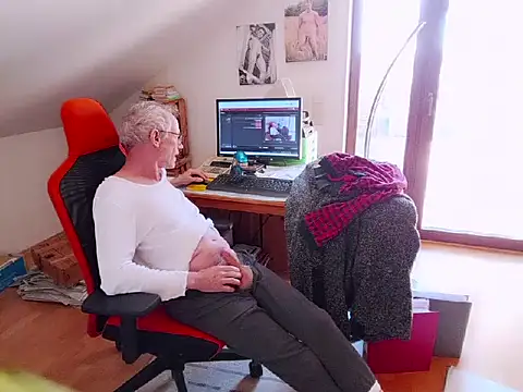 BerndisCam online show from April 9, 2026, 10:42 am