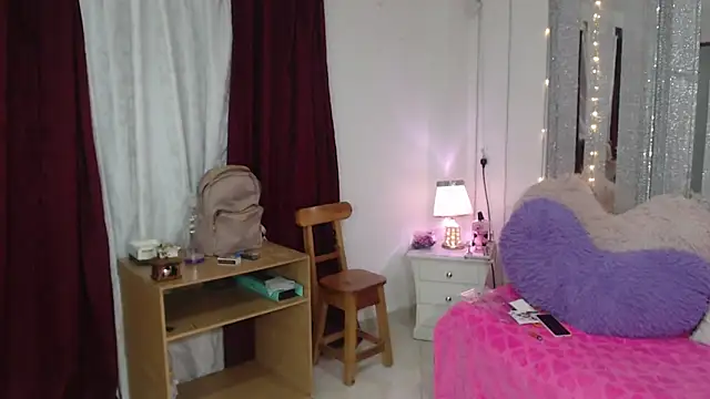 mijal queen online show from December 15, 2024, 5:23 am