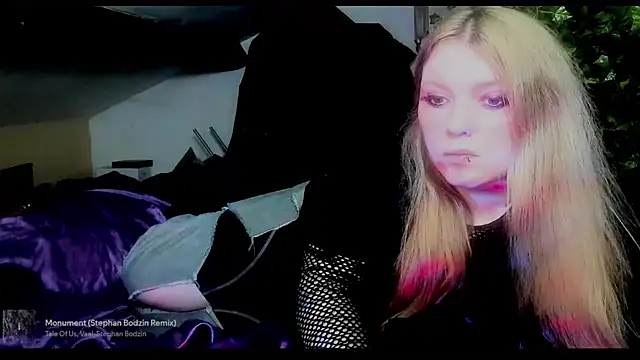 Blacklim00n online show from February 20, 2025, 9:42 pm