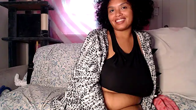 TasteeKitty online show from October 4, 2025, 7:23 pm