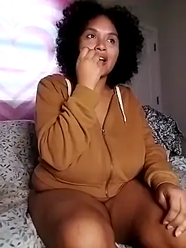 TasteeKitty online show from October 16, 2025, 8:10 pm