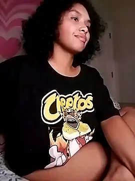 TasteeKitty online show from November 12, 2025, 9:21 am