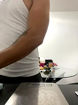 Snapshot of bestofsex99 chatting on October 13, 2025, 6:46 am bestofsex99 online show from October 13, 2025, 6:46 am