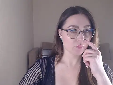 marishaarimova online show from October 26, 2025, 3:51 pm