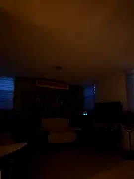 Snapshot of tropikboy chatting on October 6, 2025, 10:02 am tropikboy online show from October 6, 2025, 10:02 am