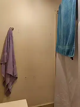 Snapshot of tropikboy chatting on October 13, 2025, 4:23 am tropikboy online show from October 13, 2025, 4:23 am