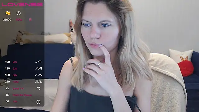 night is dark online show from December 20, 2024, 8:34 pm