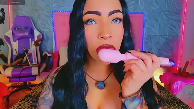 Snapshot of macasweet chatting on November 10, 2025, 9:25 pm macasweet online show from November 10, 2025, 9:25 pm