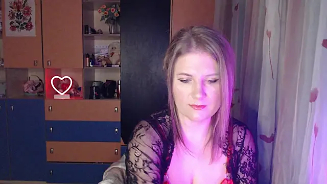 LizaCakes online show from February 25, 2025, 4:00 pm