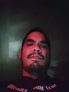 SiulJm online show from July 14, 2026, 9:31 pm