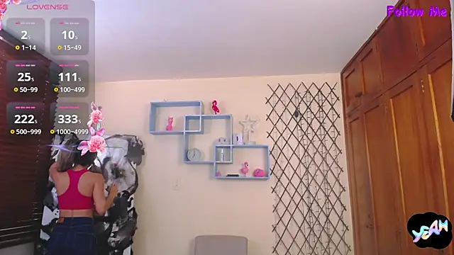 Snapshot of NicoleSantana chatting on October 20, 2025, 7:47 pm NicoleSantana online show from October 20, 2025, 7:47 pm