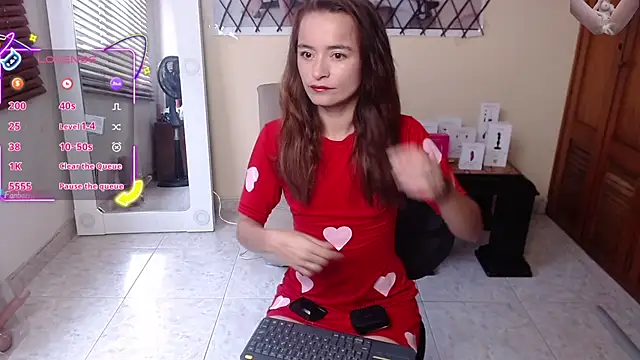 NicoleSantana online show from February 9, 2026, 9:41 pm