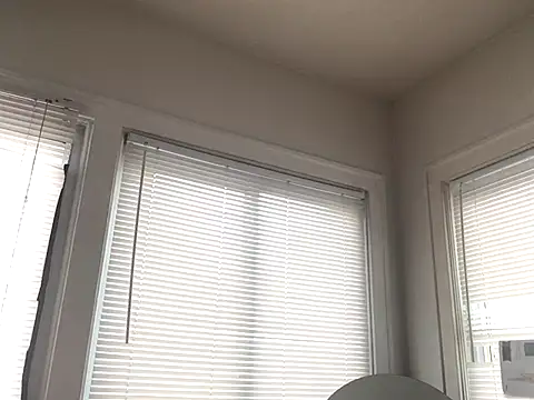 Jcharlesnew69xh online show from October 6, 2025, 8:39 pm