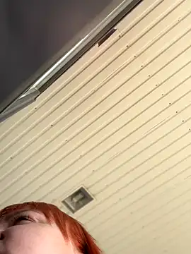 Snapshot of Model9798 chatting on October 25, 2025, 8:55 am Model9798 online show from October 25, 2025, 8:55 am