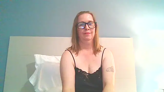 Snapshot of SweetandNaughty1 chatting on December 12, 2024, 2:59 am SweetandNaughty1 online show from December 12, 2024, 2:59 am