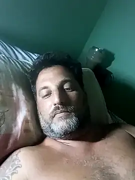 Snapshot of Reload_033 chatting on March 25, 2026, 6:36 pm Reload 033 online show from March 25, 2026, 6:36 pm