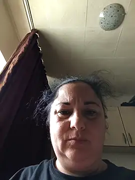 AleshaArabian online show from May 3, 2026, 12:44 pm