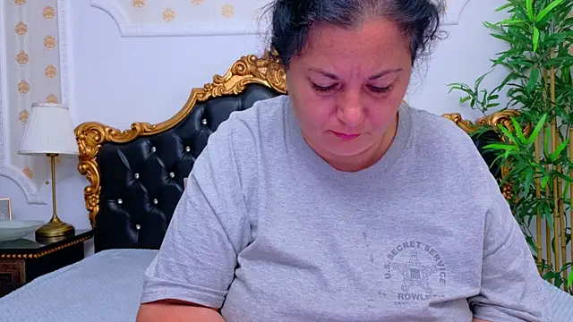 AleshaArabian online show from June 16, 2026, 1:08 am