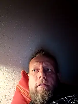 Kw8585kw online show from May 3, 2026, 2:28 am