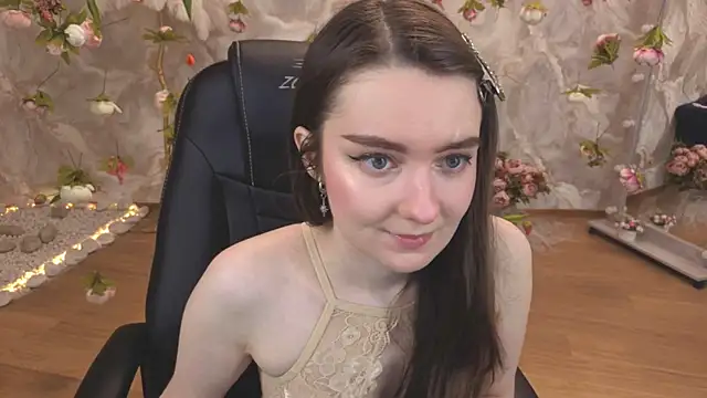 CloudGrace online show from May 4, 2026, 3:13 am