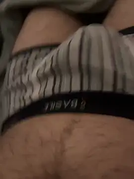 Snapshot of _Inchiodo_ chatting on January 13, 2025, 5:55 pm Inchiodo online show from January 13, 2025, 5:55 pm