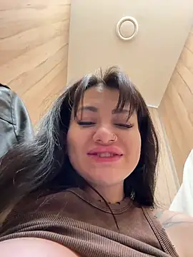 Wet  Bunny online show from January 6, 2025, 9:41 am