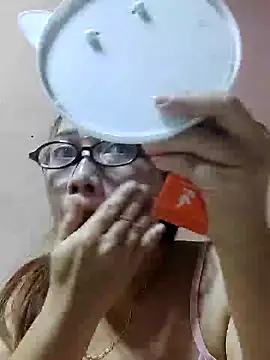 asianwet4u online show from July 17, 2026, 4:30 am