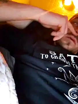 Snapshot of Codymc89 chatting on March 5, 2026, 6:31 am Codymc89 online show from March 5, 2026, 6:31 am