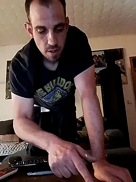 Snapshot of Codymc89 chatting on April 9, 2026, 3:28 pm Codymc89 online show from April 9, 2026, 3:28 pm